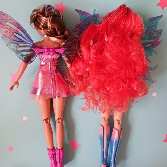 Lot of 2 Winx Club Dolls - Picture 2 of 2